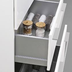 Zarge Premium (Farbe Silber) Zarge Premium (Farbe Silber)