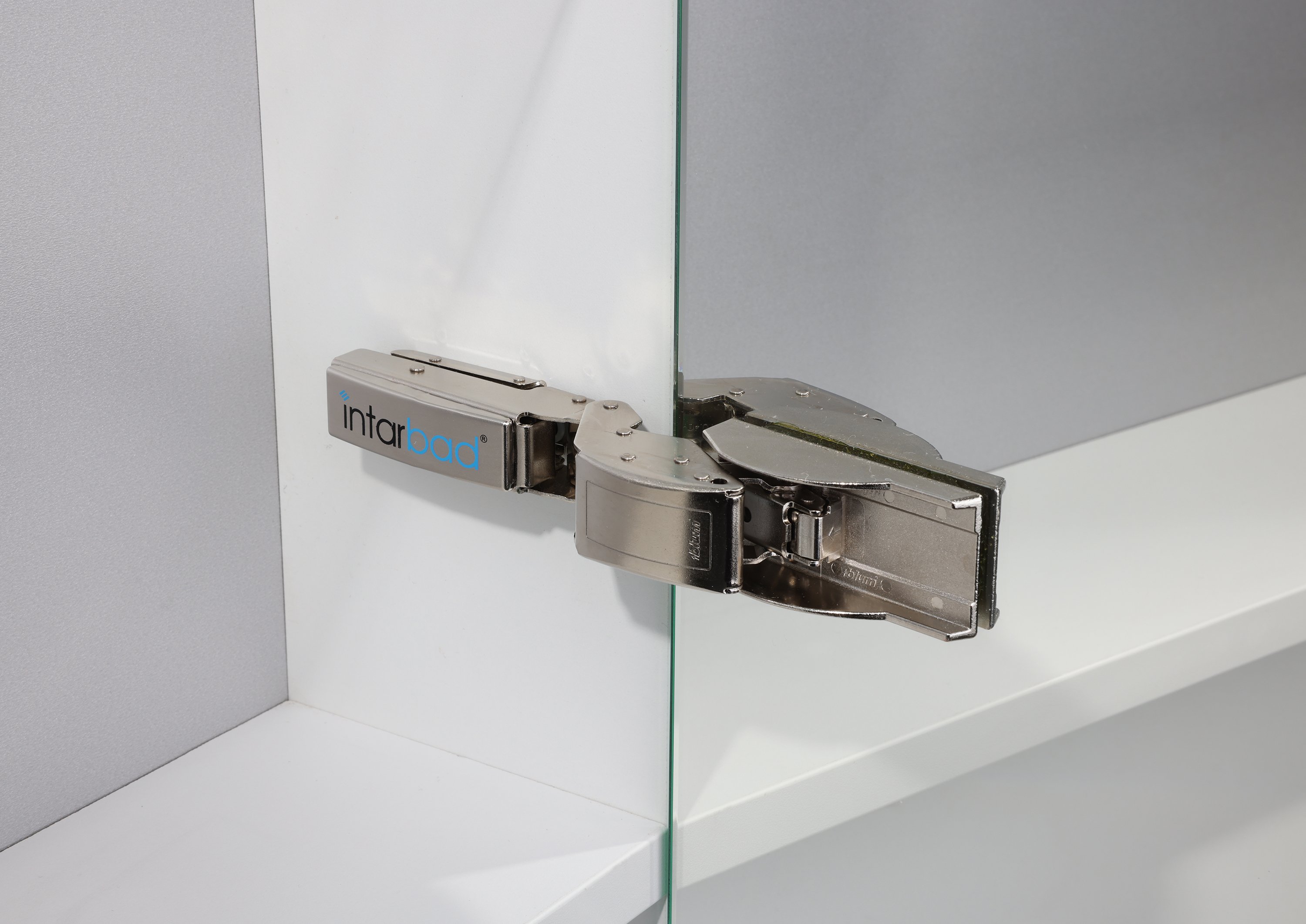 Spiegelschrank 100 cm 3 türig mit integrierter MULTI Light LED Beleuchtung Doppelspiegeltüren 