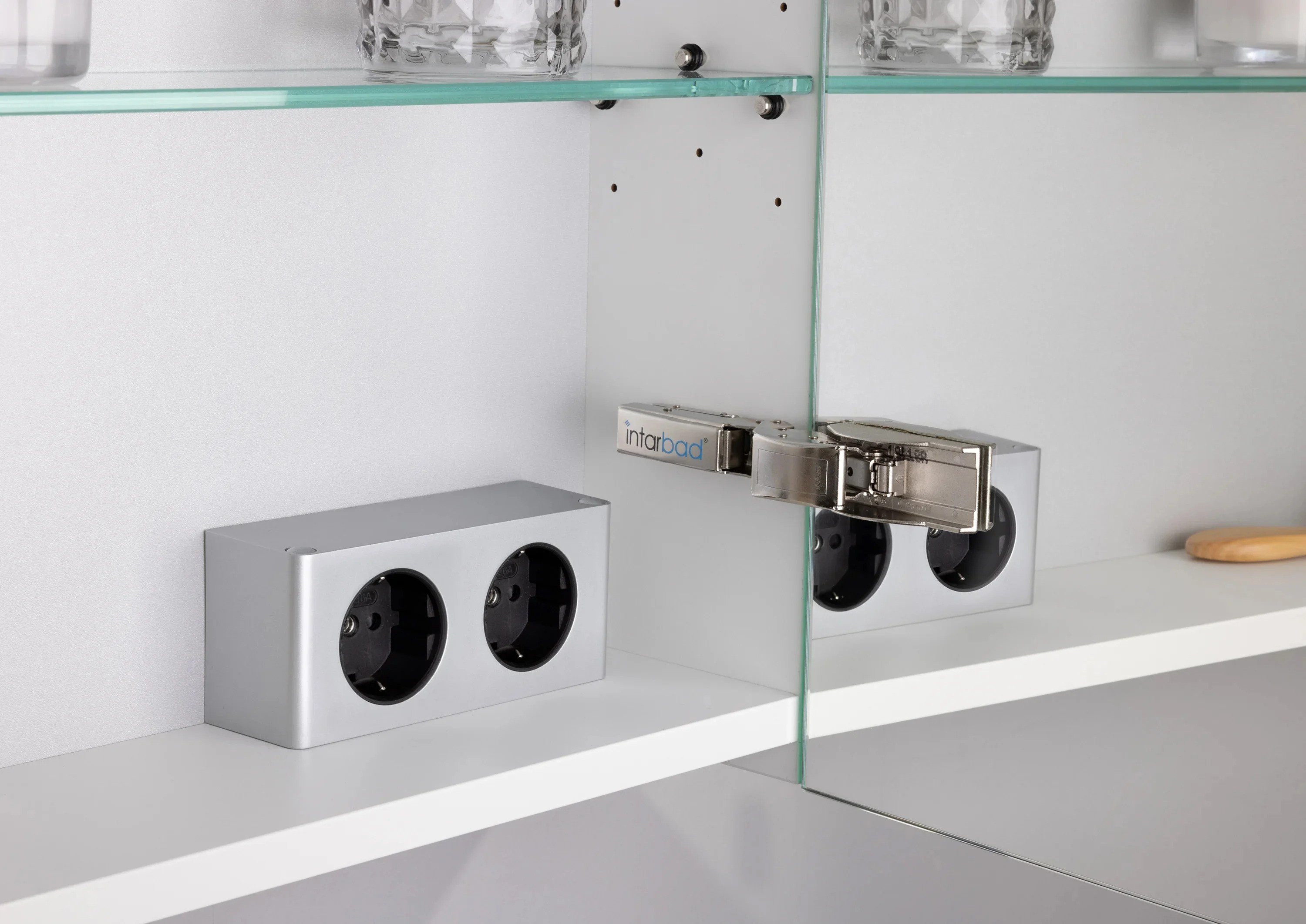 Spiegelschrank 70 cm mit MULTI Light LED Beleuchtung, Doppelspiegeltüren