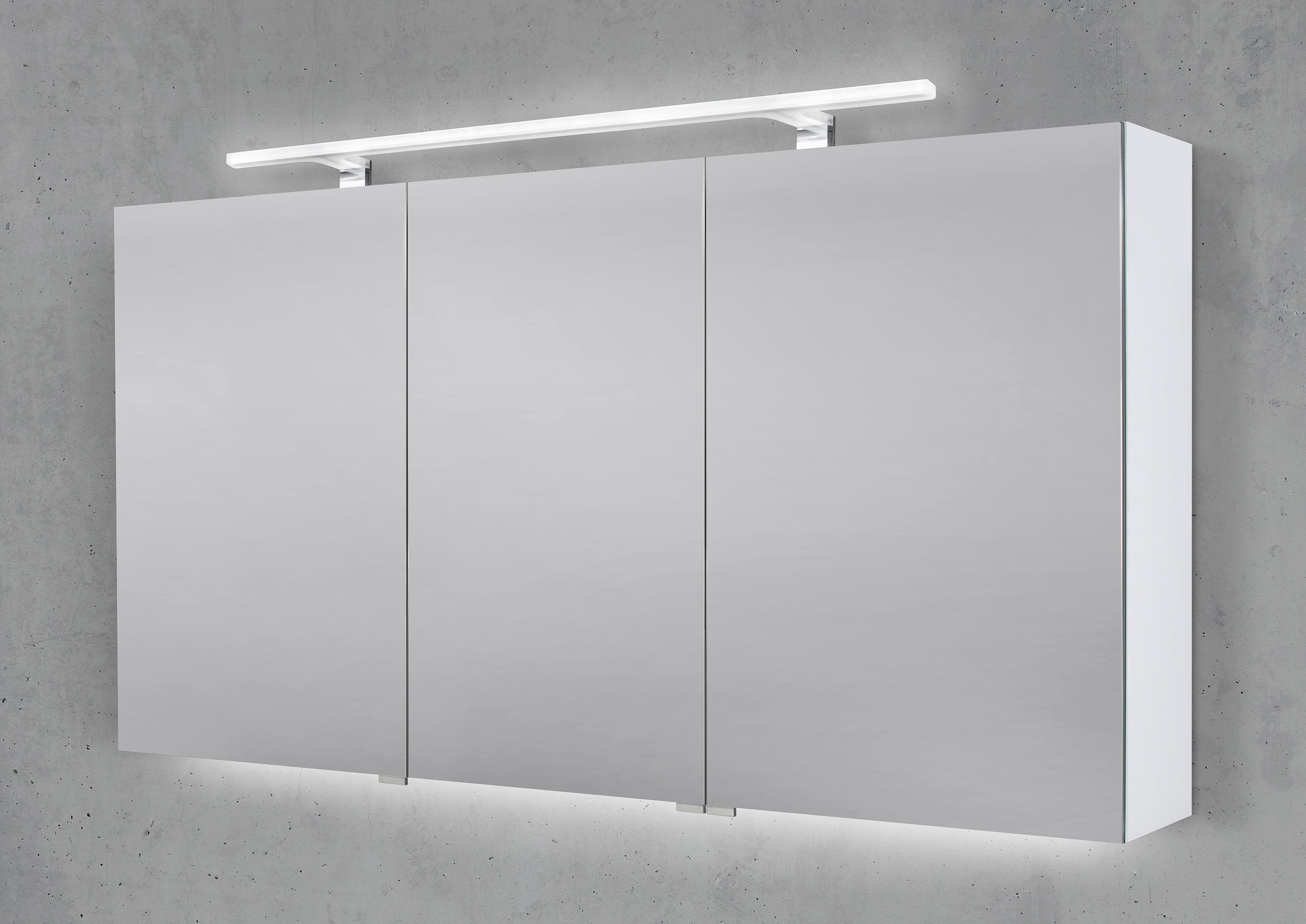 Spiegelschrank 140 cm mit MULTI LED Acryl Aufsatzleuchte Doppelspiegeltüren