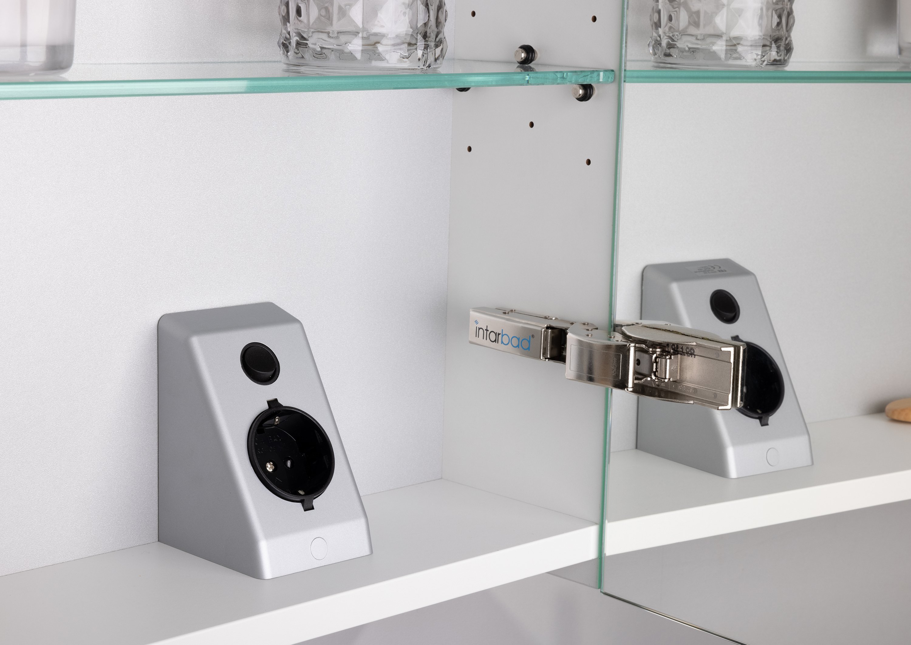 Spiegelschrank 120 cm mit LED Chrom Beleuchtung Doppelspiegeltüren
