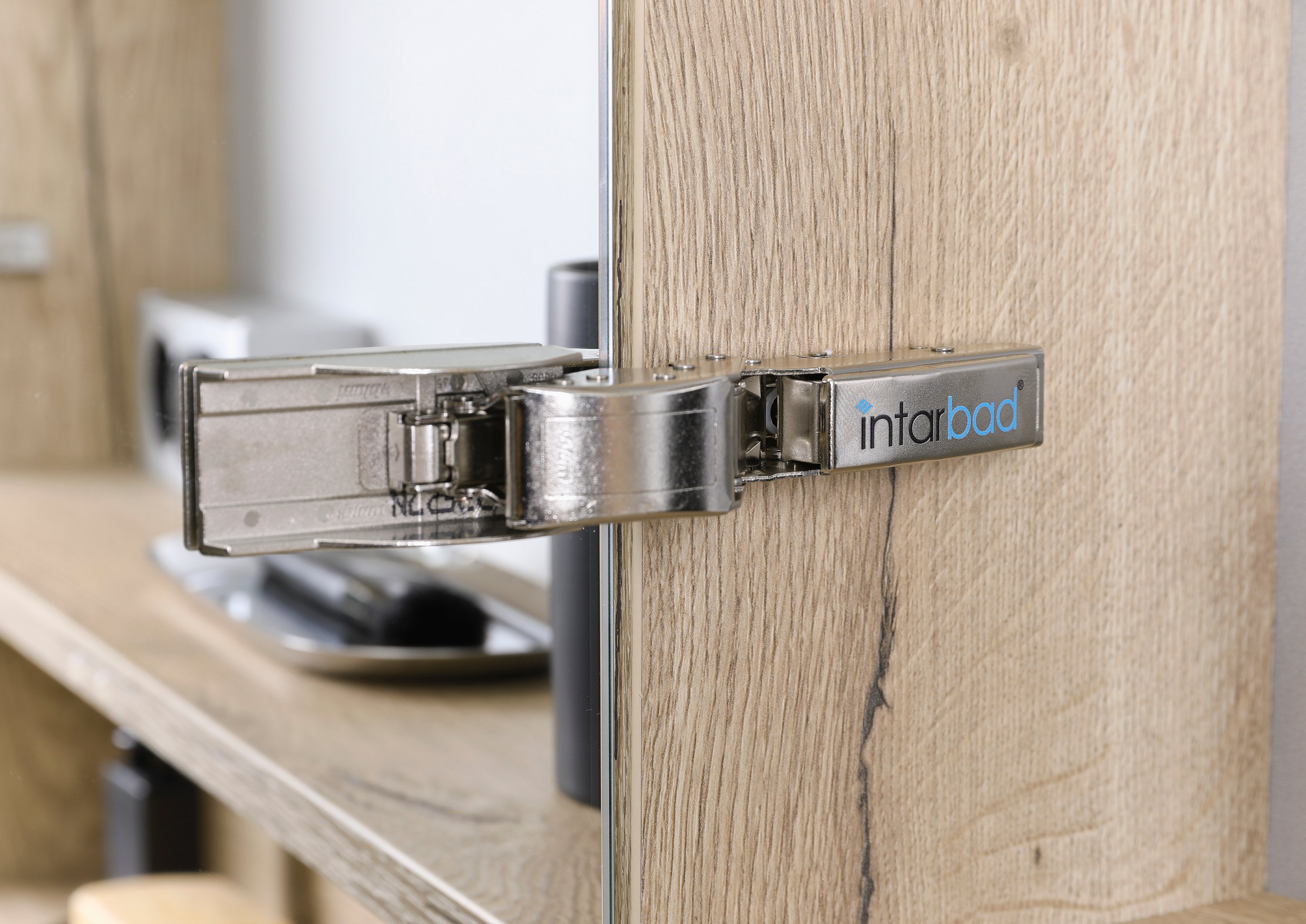 Spiegelschrank 120 cm mit offenem Fach MULTI Light LED Beleuchtung Doppelspiegeltüren