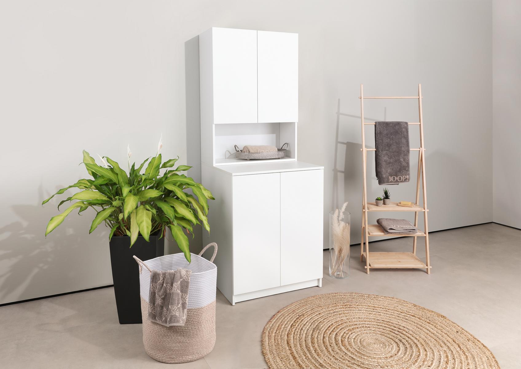 Waschmaschinenschrank geschlossen mit Oberschrank stehend