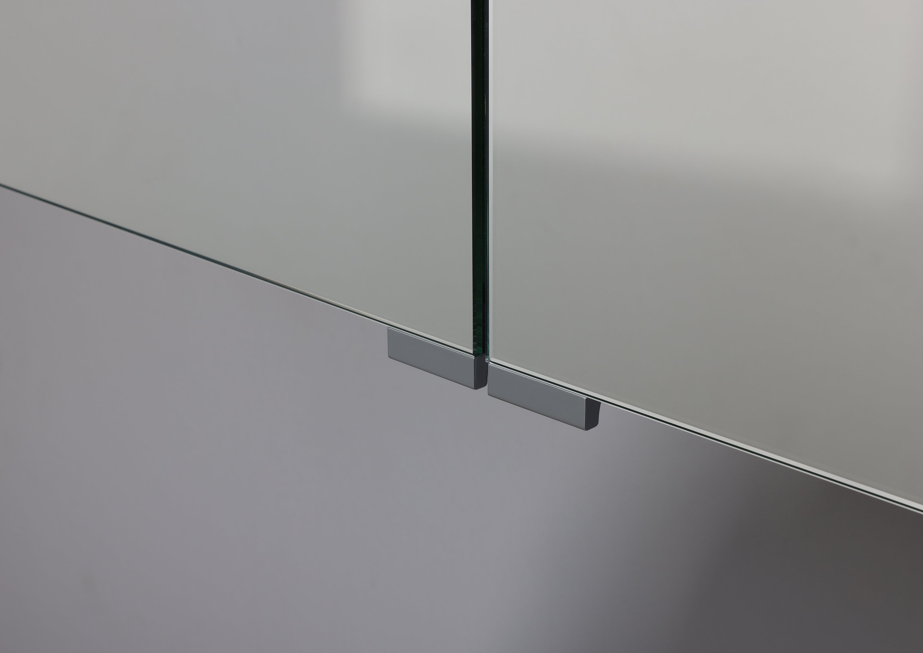 Spiegelschrank 100 cm 3 türig mit integrierter MULTI Light LED Beleuchtung Doppelspiegeltüren 
