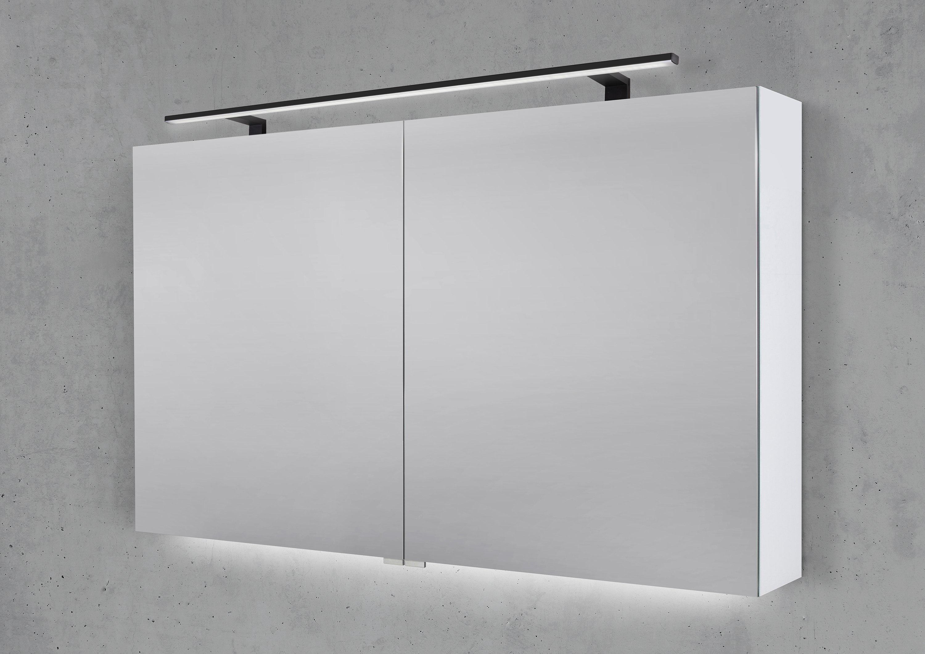 Spiegelschrank 120 cm mit MULTI LED Aufsatzleuchte Doppelspiegeltüren