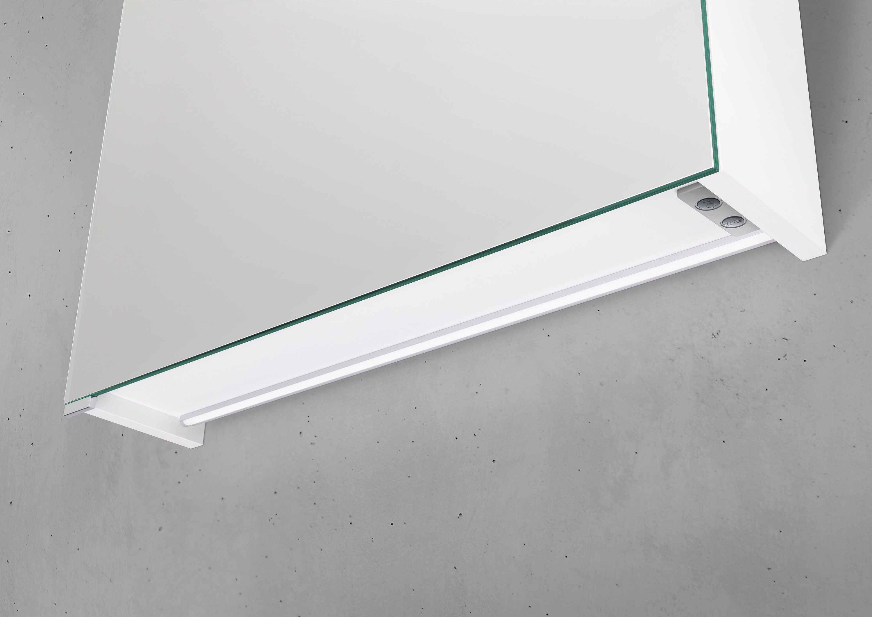 Spiegelschrank 70 cm mit MULTI Light LED Beleuchtung, Doppelspiegeltüren